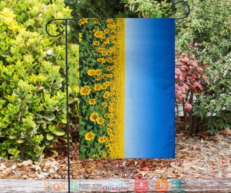 Sunflower_Ukraine_Stand_With_Ukraine_Flag_1