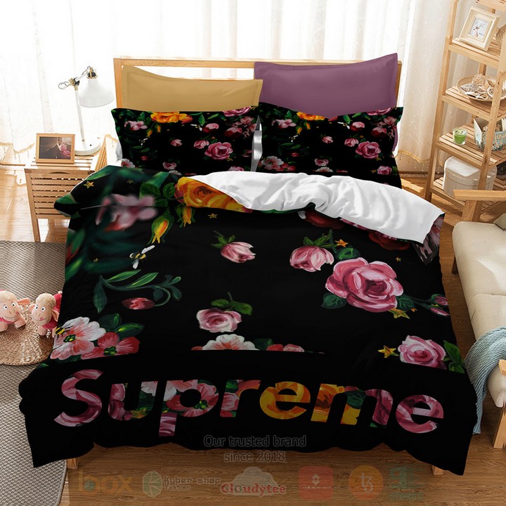 Supreme_Flowers_Inspired_Bedding_Set