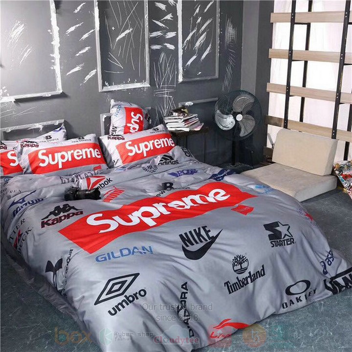 Supreme_and_Luxury_Brand_Inspired_Bedding_Set