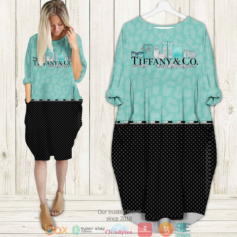 Tiffany_and_Co_fashion_icon_pattern_black_blue_Batwing_Pocket_Dress