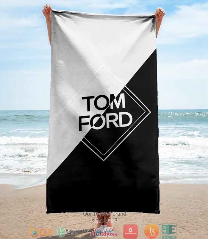 Tom_Ford_Black_and_White_simple_Beach_Towel