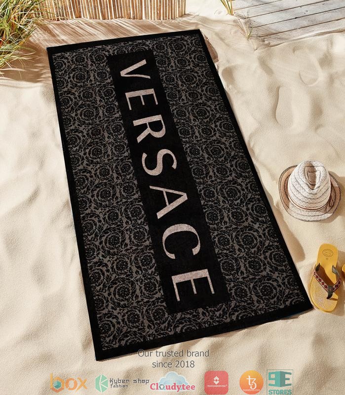 Versace_Black_Beach_Towel