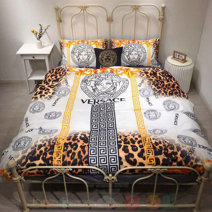 Versace_Leopard_Skin_Inspired_Bedding_Set