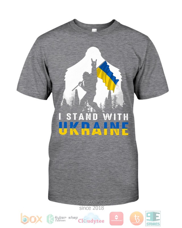Bigfoot_I_Stand_With_Ukraine_Shirt_Hoodie