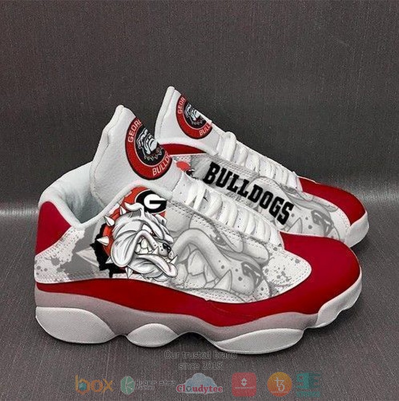 Georgia_Bulldogs_football_NCAA_team_football_logo_Air_Jordan_13_shoes