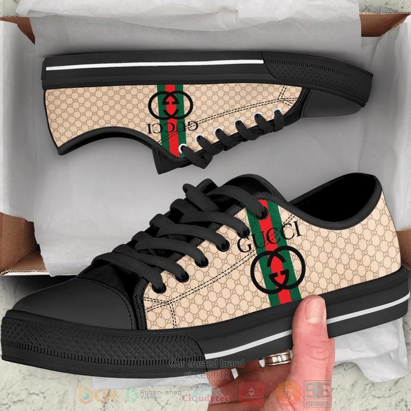 Gucci_brand_logo_khaki_pattern_canvas_low_top_shoes