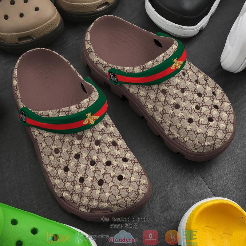 Gucci_brown_pattern_Crocband_Clog_Shoes