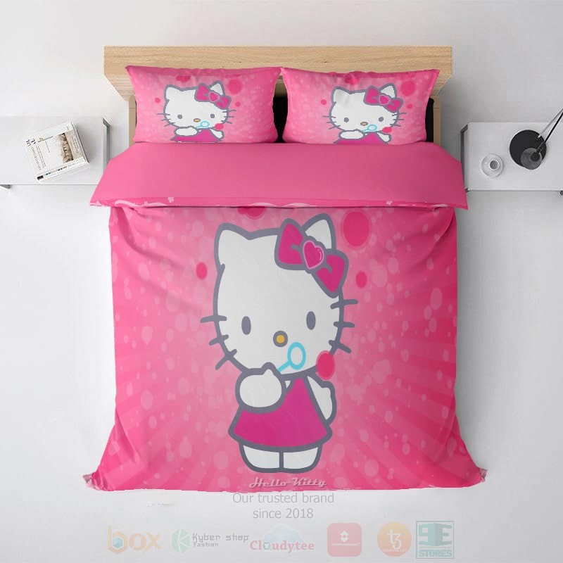 Hello_Kitty_Pink_Glow_Fusion_Bedding_Set