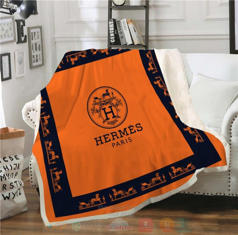 Hermes_Paris_orange_blanket