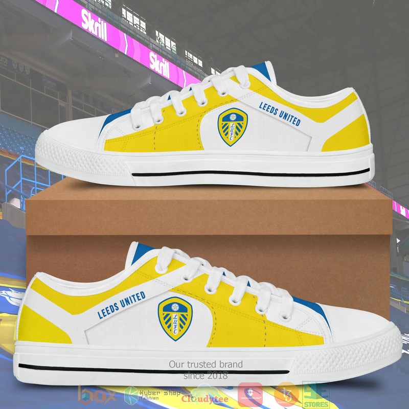 Leeds_United_Canvas_low_top_shoes_1