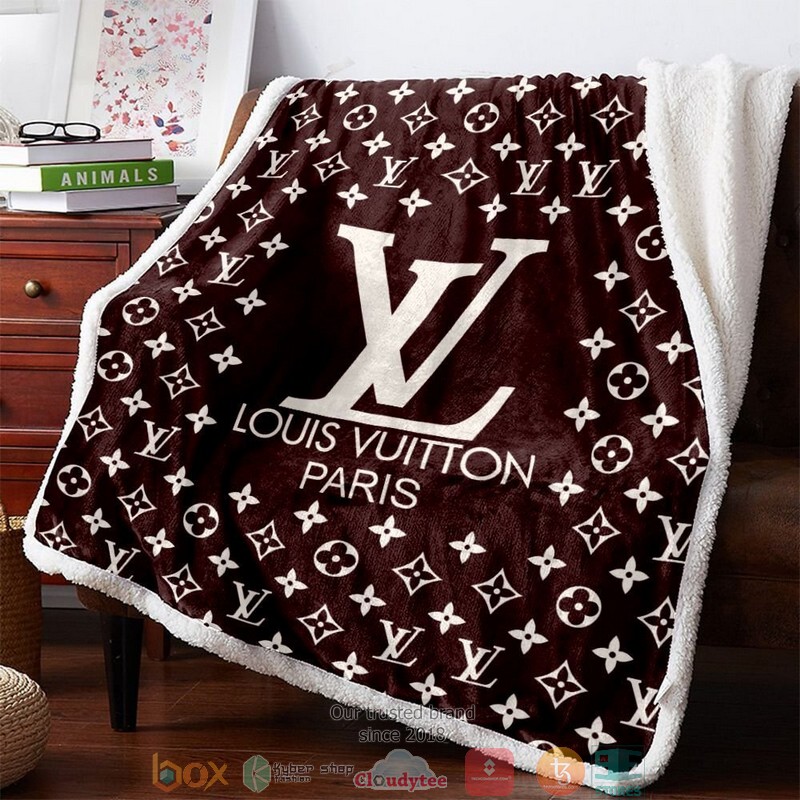 Louis_Vuitton_Brown_Fleece_Blanket