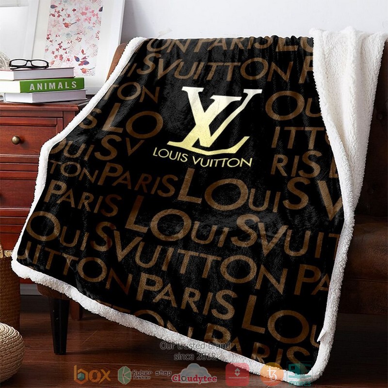 Louis_Vuitton_Gold_logo_brown_letters_pattern_Fleece_Blanket