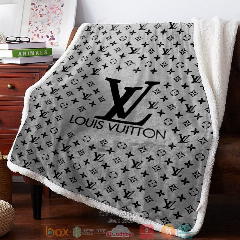 Louis_Vuitton_letters_pattern_grey_Fleece_Blanket