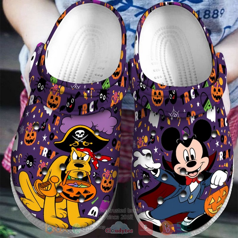 Mickey_Mouse_Vampire_and_Pluto_Pirate_Halloween_Crocband_Clog_1