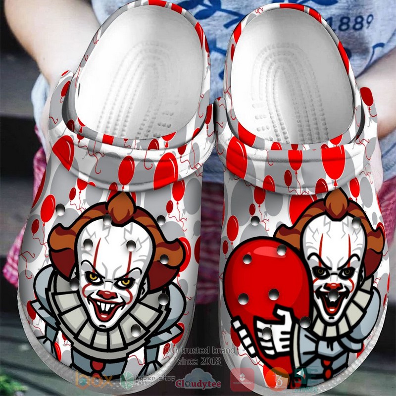 Pennywise_and_balloon_art_Crocband_Clog_1