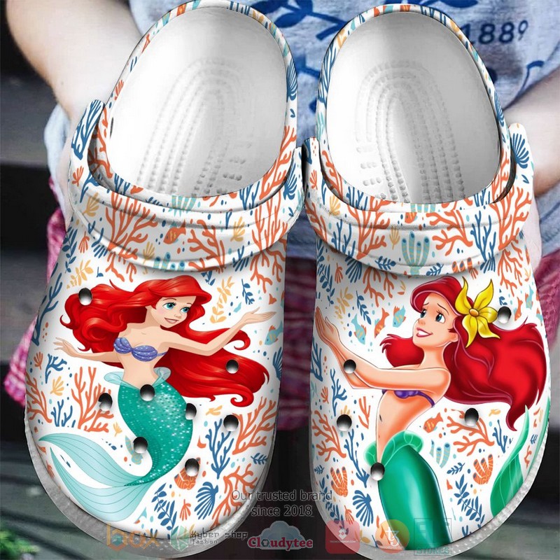 The_Little_Mermaid_coral_pattern_Crocband_Clog_1