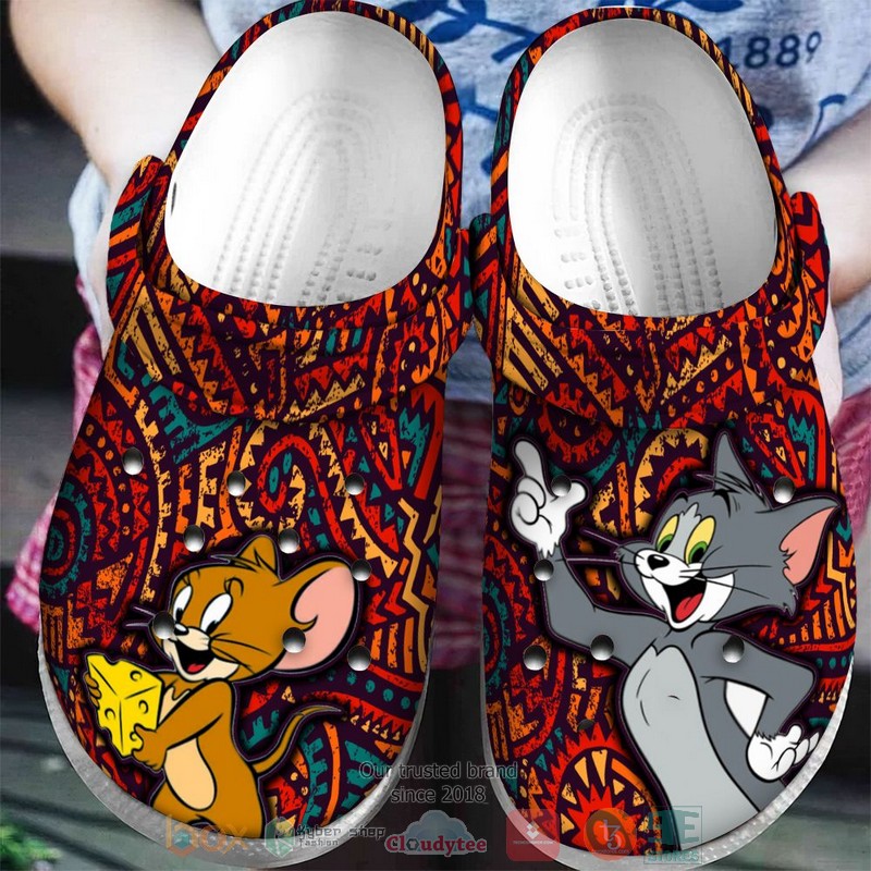 Tom_and_Jerry_red_pattern_Crocband_Clog_1