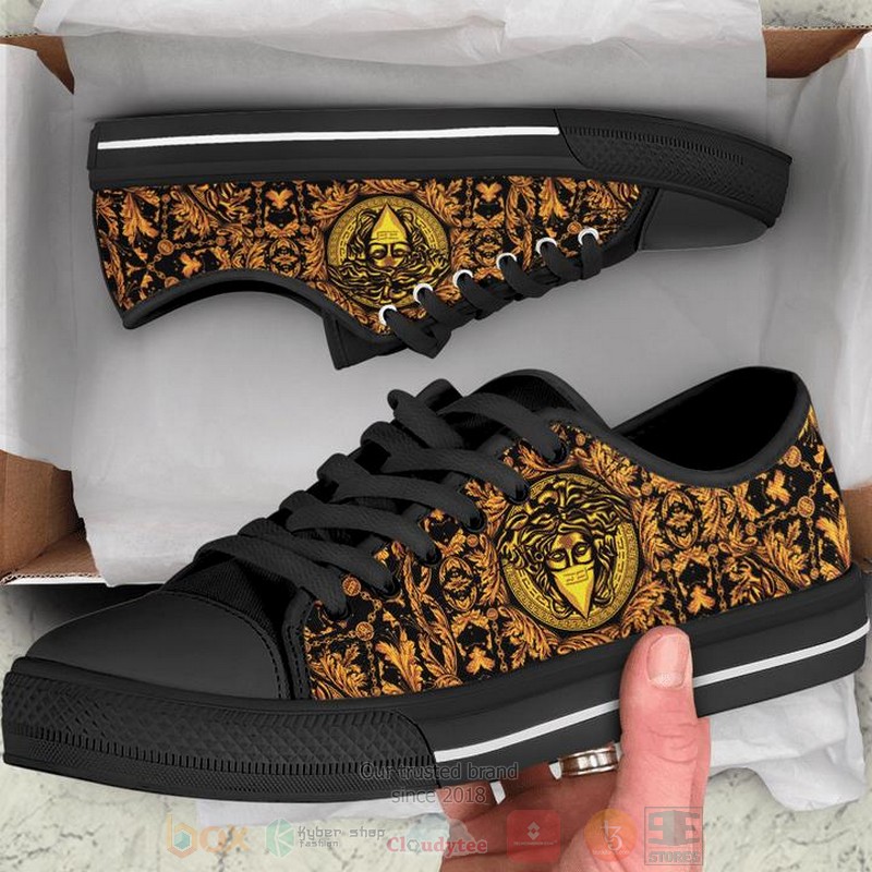 Versace_High-end_brand_gold_black_canvas_low_top_shoes