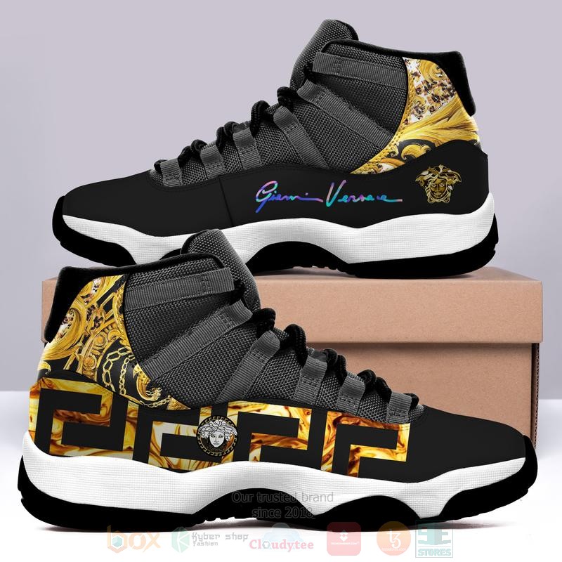 Versace_Medusa_Pattern_Air_Jordan_11_Shoes