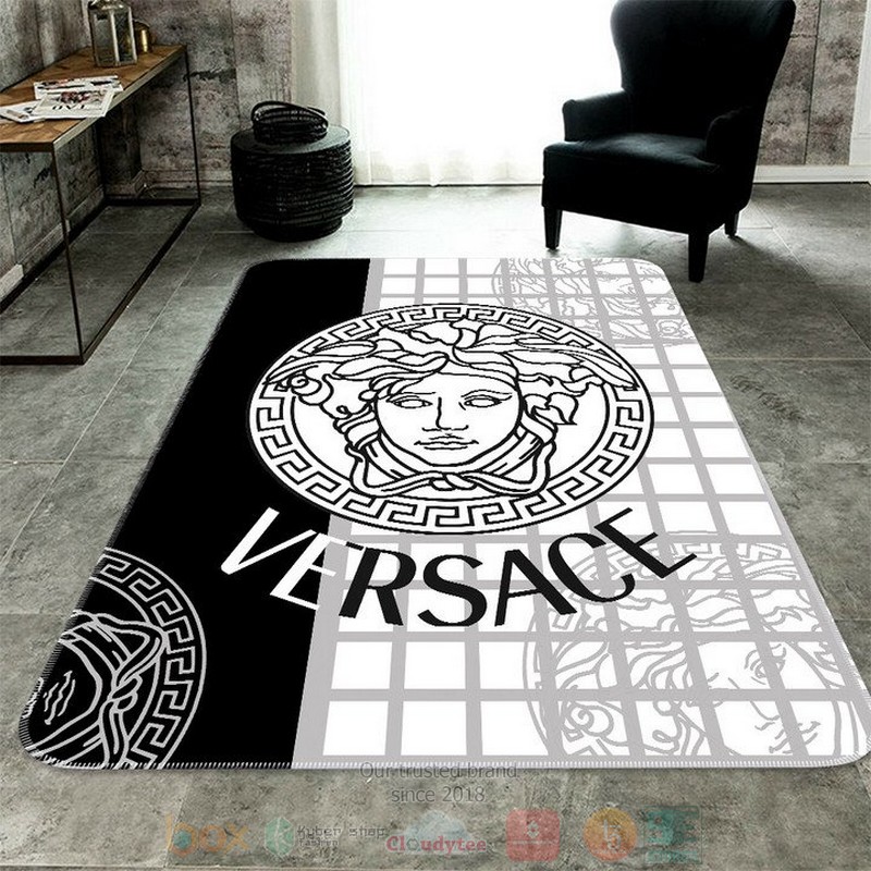 Versace_black_white_rectangle_rug