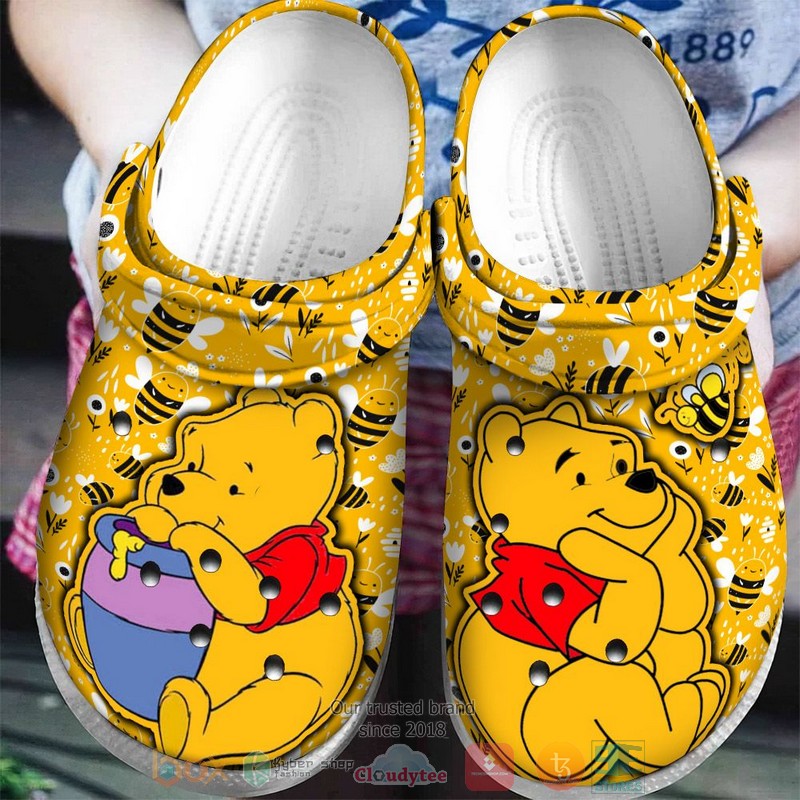 Winnie-the-Pooh_yellow_Crocband_Clog_1