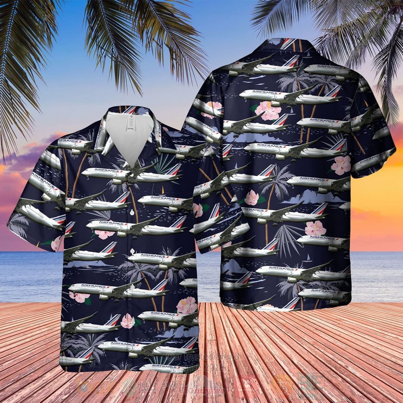 Air_France_Airbus_A350-941_Navy_Hawaiian_Shirt