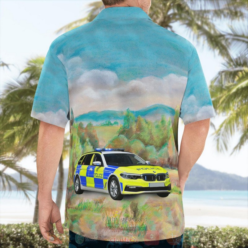 Devon_and_Cornwall_Police_BMW_530d_Hawaiian_Shirt_1