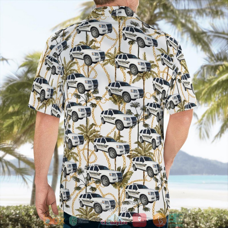 Elko_Elko_County_Nevada_Elko_County_Sheriff_Department_Ford_Explorer_Hawaiian_shirt_1