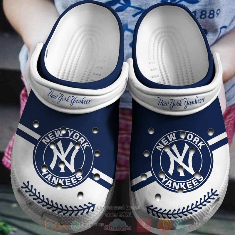 MLB_New_York_Yankees_Navy-White_Crocband_Crocs_Clog_Shoes