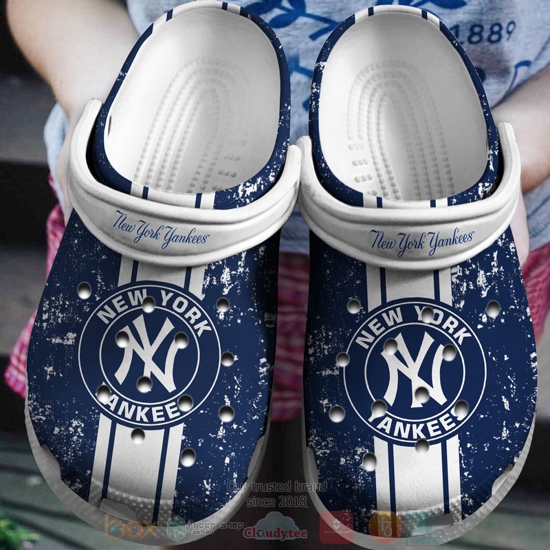 MLB_New_York_Yankees_White-Navy_Crocband_Crocs_Clog_Shoes