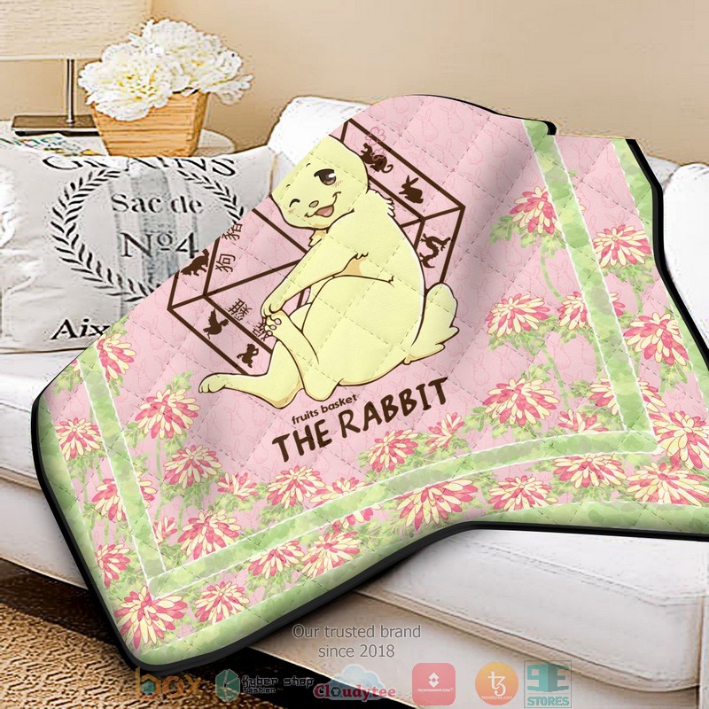 Momiji_The_Rabbit_Quilt_Blanket_1