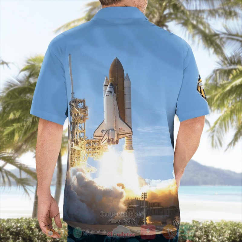 NASA_Space_Shuttle_Discovery_And_STS-124_Hawaiian_Shirt_1
