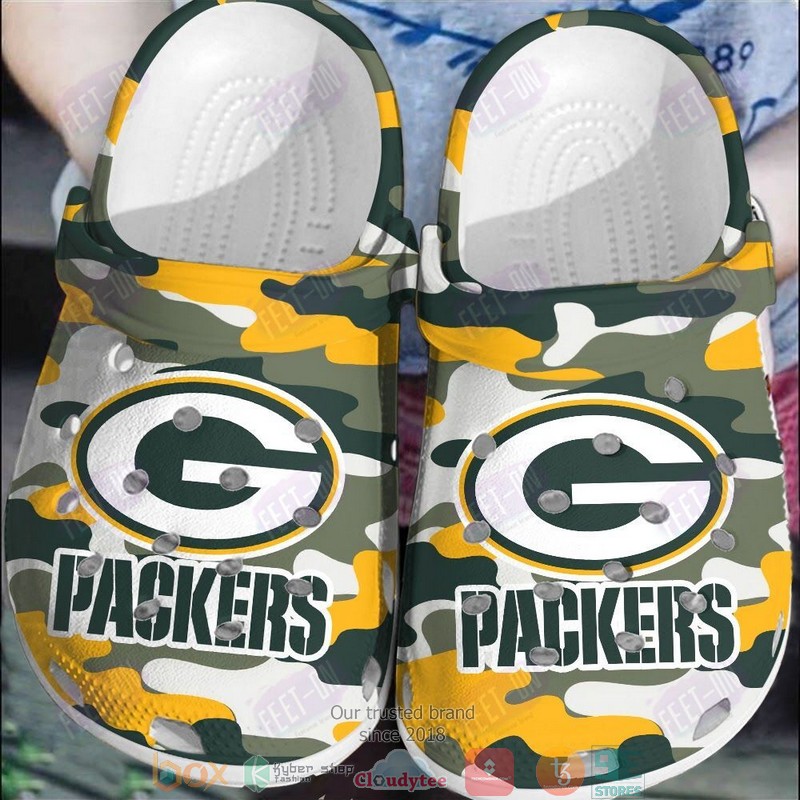 NFL_Green_Bay_Packers_Camo_Crocband_Clogs