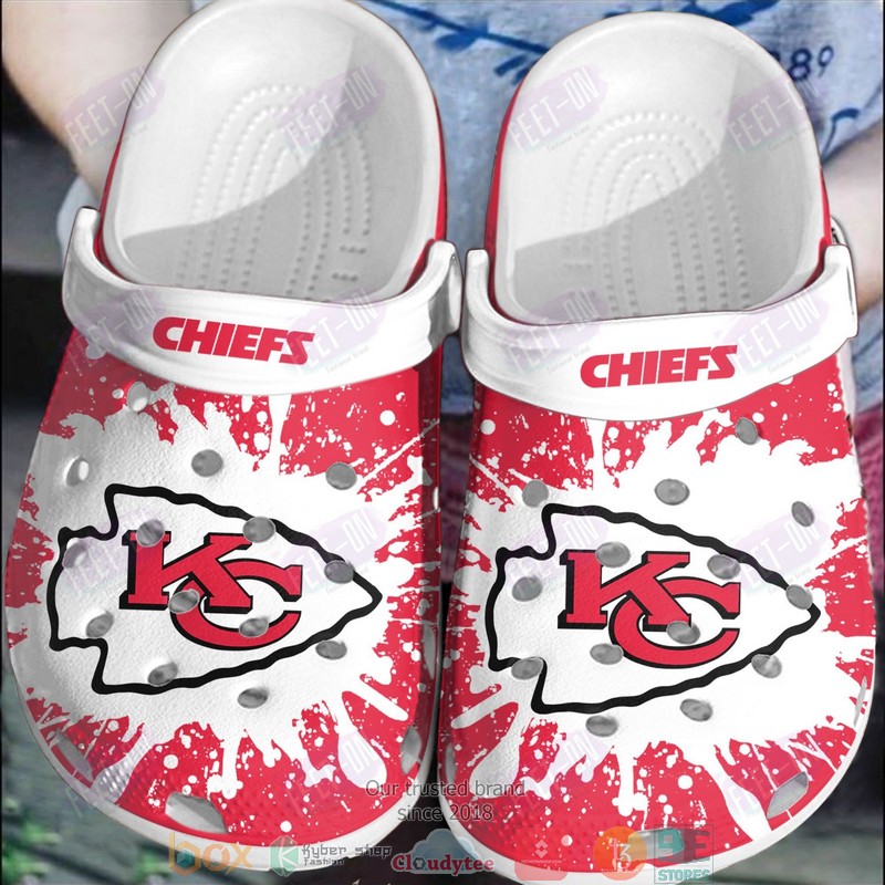 NFL_Kansas_City_Chiefs_Red_White_Crocband_Clogs