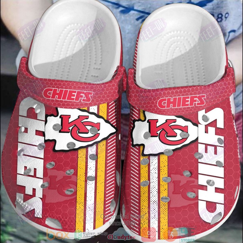 NFL_Kansas_City_Chiefs_logo_red_Crocband_Clogs