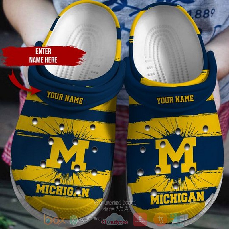 Personalized_Michigan_Wolverines_Custom_crocs_crocband_clog