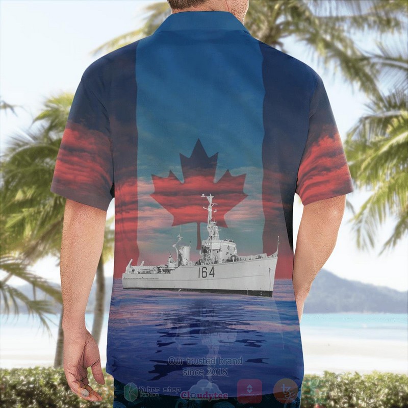 Royal_Canadian_Navy_RCN_HMCS_Chaleur_MCB_164_Bay-class_minesweeper_Hawaiian_Shirt_1