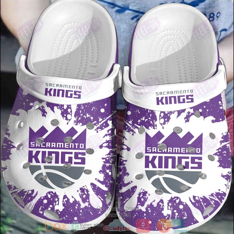 Sacramento_Kings_NBA_logo_purple_white_crocs_crocband_clog