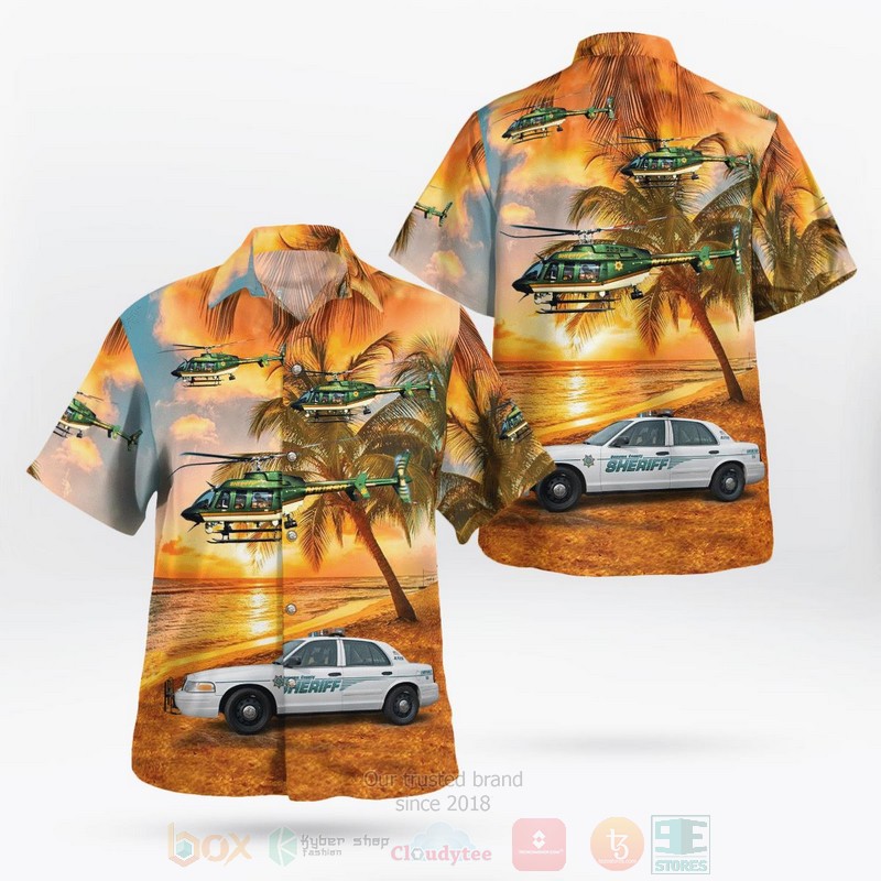 Sonoma_County_Sheriff_Helicopter_BELL_407_and_Car_Hawaiian_Shirt