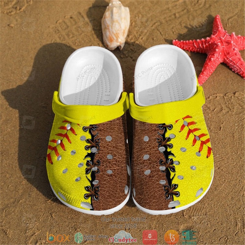 Stitch_leather_yellow_brown_Crocband_Clogs
