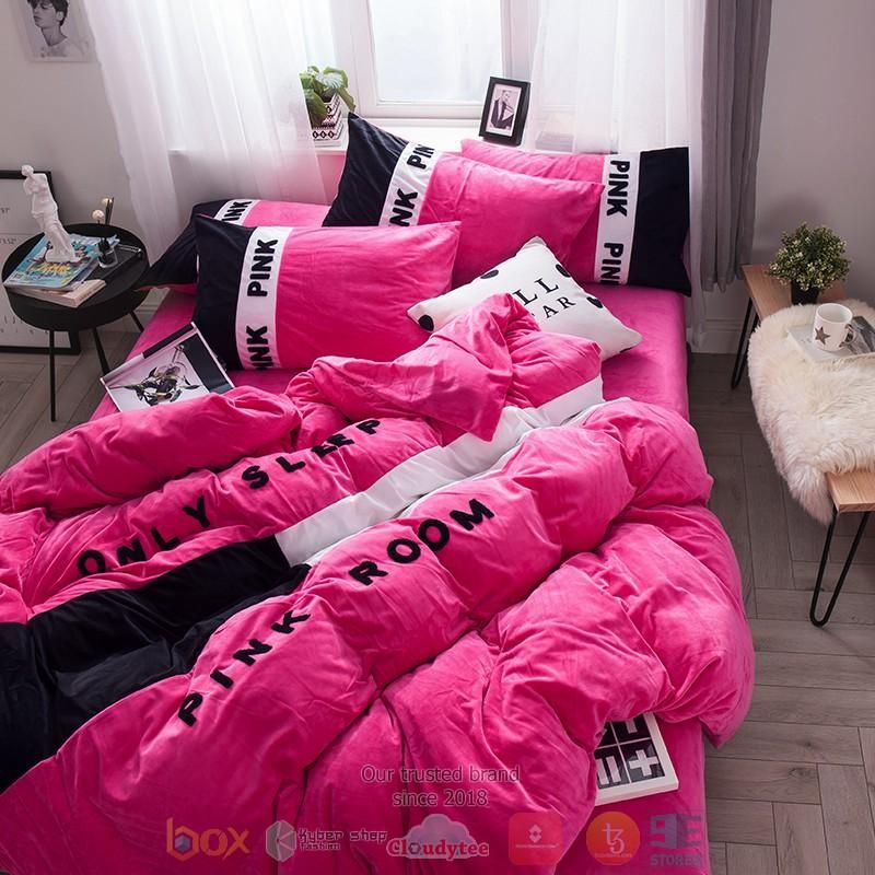 Victorias_Secret_Pink_Room_Bedding_Set