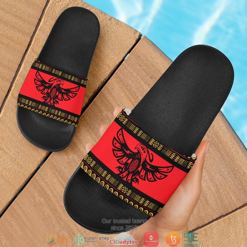 Red_Thunderbird_Pattern_Native_American_Slide_Sandals