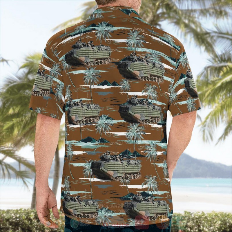 Assault_Amphibious_Vehicle_AAVP-7A1_Hawaiian_Shirt_1-1