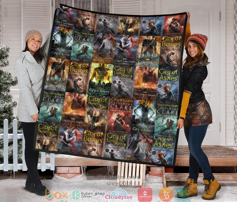 Cassandra_Clare_Shadowhunter_series_Book_Covers_Quilt_1
