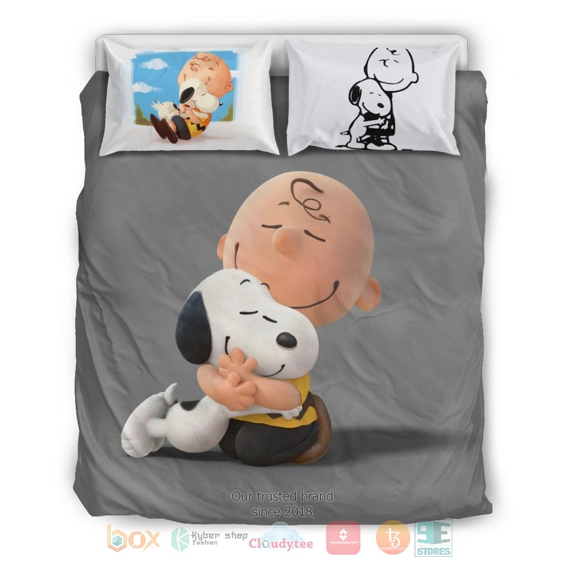 Charlie_Brown_hug_Snoopy_Bedding_Sets