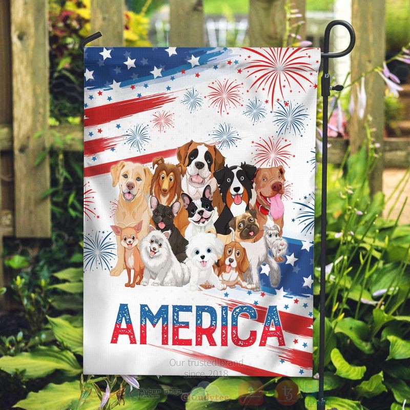 Dogs_America_Independence_Day_Flag