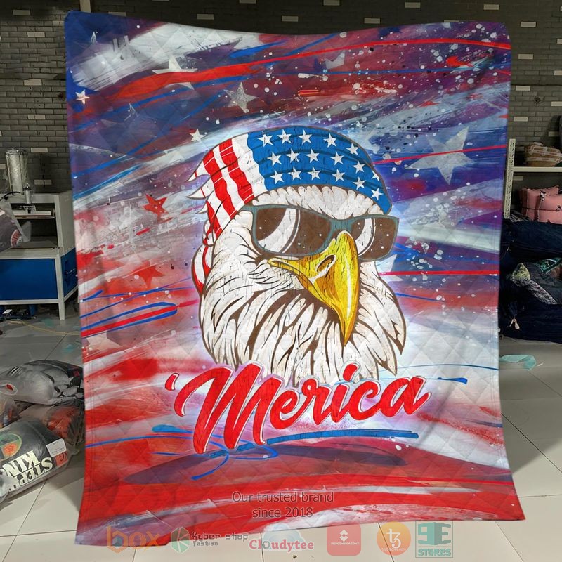 Eagle_United_States_Flag_Art_Quit
