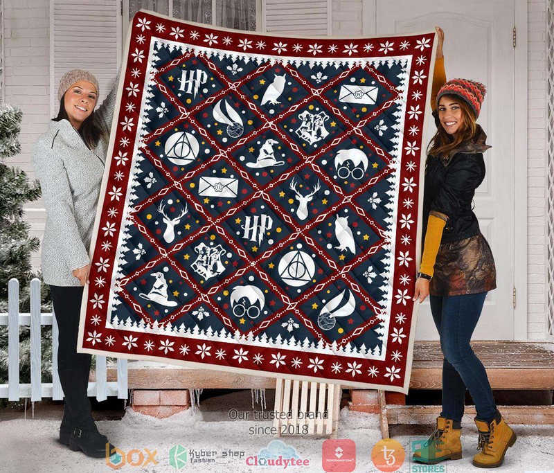 Harry_Potter_Christmas_Quilt_1