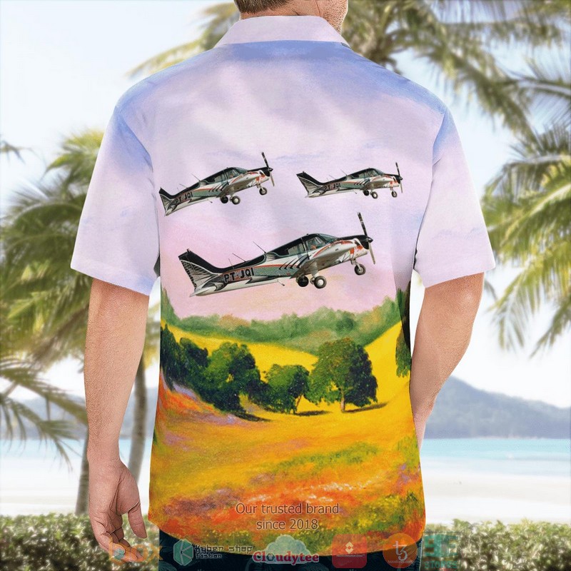 Piper_PA-28-140_Cherokee_Cruiser_Aloha_Shirt_1