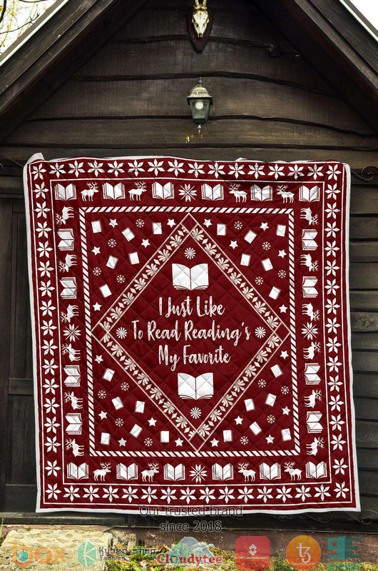 Red_Bookish_Christmas_Quilt_1